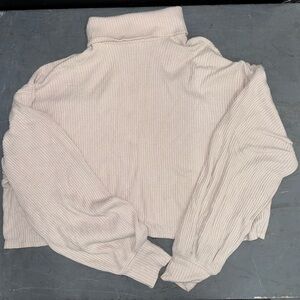 Hollister XS Beige Turtleneck